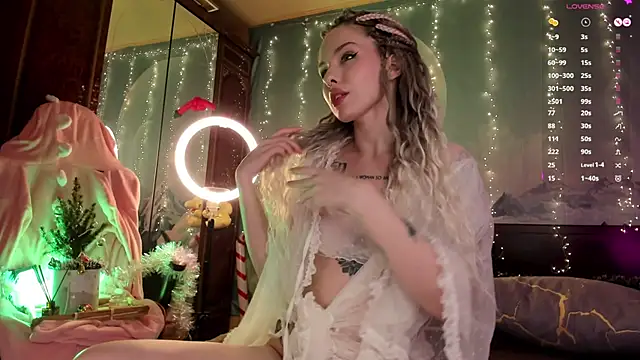 Natural pussy online show from 12.14.24