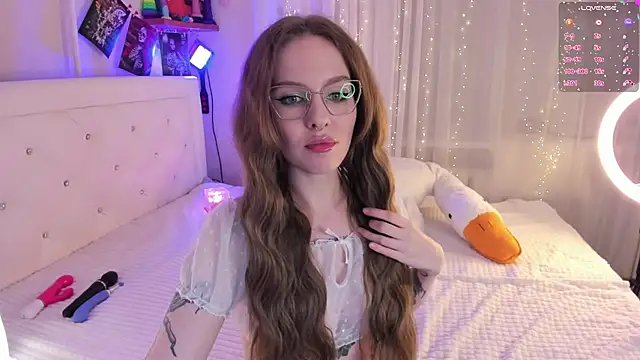 Natural pussy online show from 03.12.25