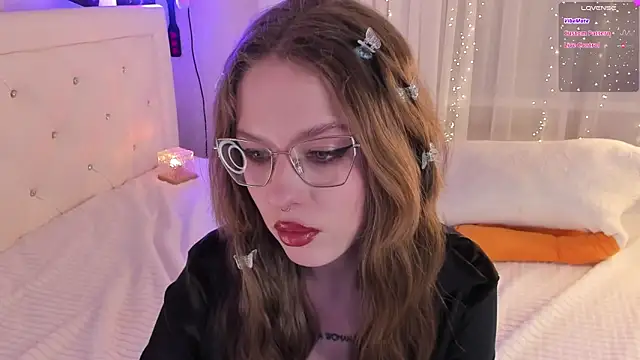 Natural pussy online show from 03.18.25