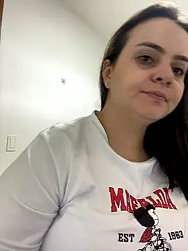 Im Amelia online show from 10.23.25