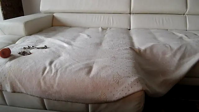 Snapshot of sexyLolia11 chatting on 10.23.25 sexyLolia11 online show from 10.23.25