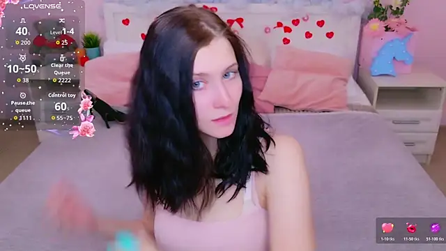 SarahStanley online show from 03.31.26