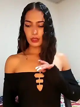 Lanna hott  online show from 01.20.25