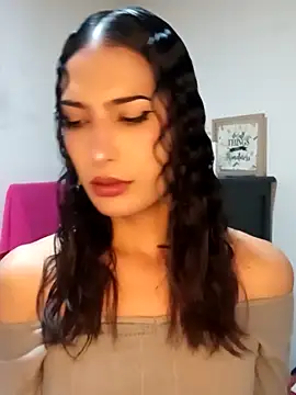 Lanna hott  online show from 03.18.25