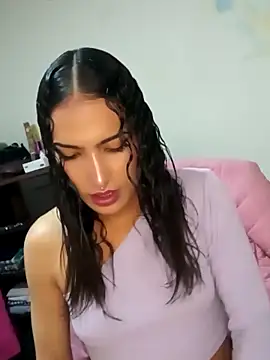 Lanna hott  online show from 03.20.25