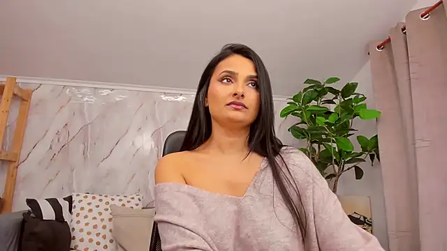 Snapshot of JennaPrice chatting on 02.20.25 JennaPrice online show from 02.20.25