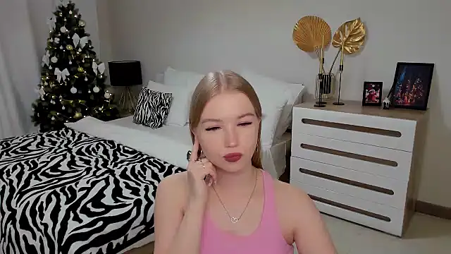 shy  lady online show from 12.27.24