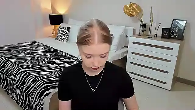 shy  lady online show from 02.27.25