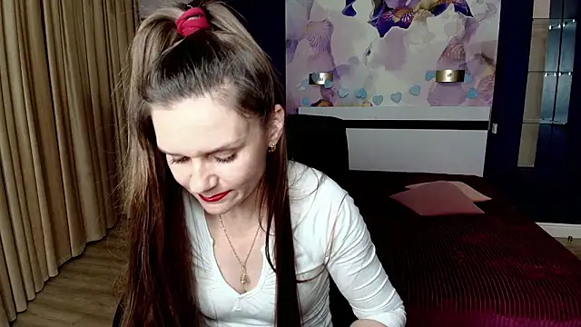 AriaGray online show from 03.18.26