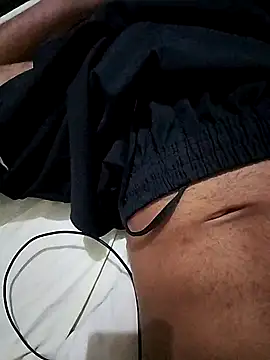 Snapshot of FoxLust chatting on 09.20.25 FoxLust online show from 09.20.25