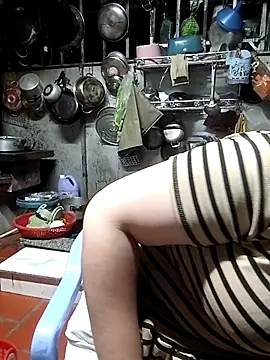 VyOanh2K online show from 12.22.25