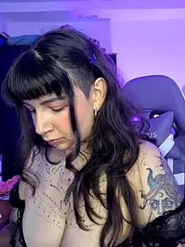 Aria Bennett21 online show from 05.13.26
