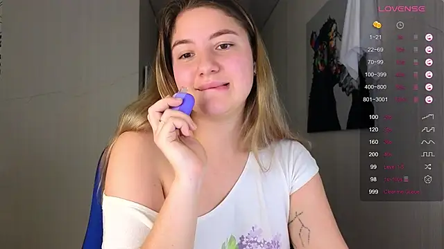 Yassyaaa online show from 12.24.24