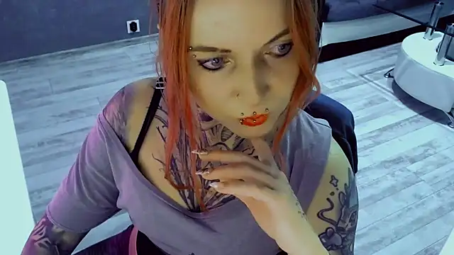 InesGold online show from 02.24.26