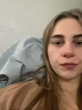 Snapshot of GraceTorrez chatting on 12.28.24 GraceTorrez online show from 12.28.24