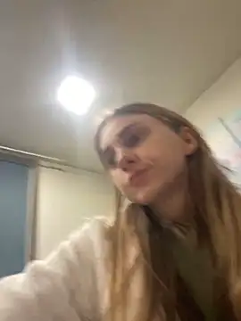 Snapshot of GraceTorrez chatting on 01.03.25 GraceTorrez online show from 01.03.25