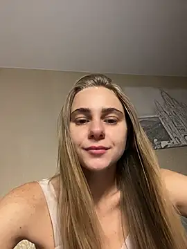 Snapshot of GraceTorrez chatting on 10.24.25 GraceTorrez online show from 10.24.25