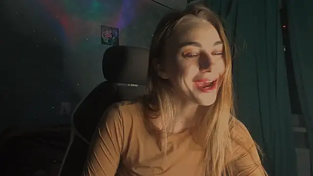 Snapshot of GraceTorrez chatting on 12.01.25 GraceTorrez online show from 12.01.25