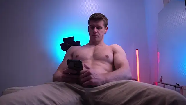 Snapshot of Bruno_Banani chatting on 11.06.25 Bruno Banani online show from 11.06.25