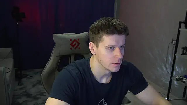 Snapshot of Bruno_Banani chatting on 12.02.25 Bruno Banani online show from 12.02.25