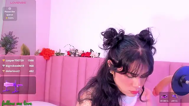 zyle boobs online show from 10.31.25