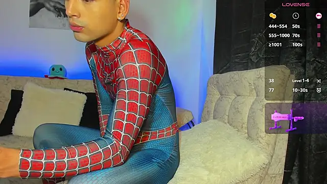 Snapshot of Andrew_x777 chatting on 02.05.25 Andrew x777 online show from 02.05.25