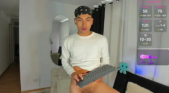 Snapshot of Andrew_x777 chatting on 03.10.25 Andrew x777 online show from 03.10.25