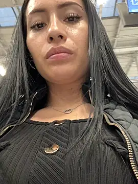 Sara luna  online show from 03.01.25