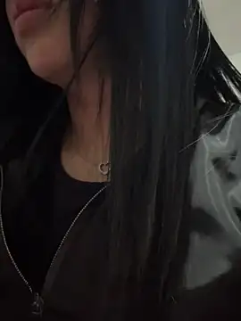 Sara luna  online show from 03.03.25