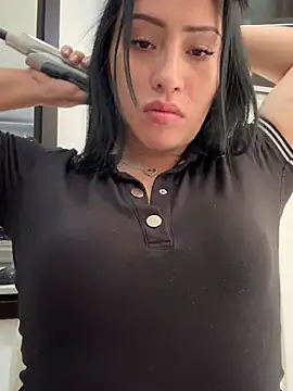 Sara luna  online show from 03.13.25