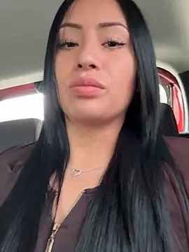 Sara luna  online show from 03.18.25