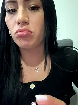 Snapshot of Sara_luna_ chatting on 01.07.26 Sara luna online show from 01.07.26