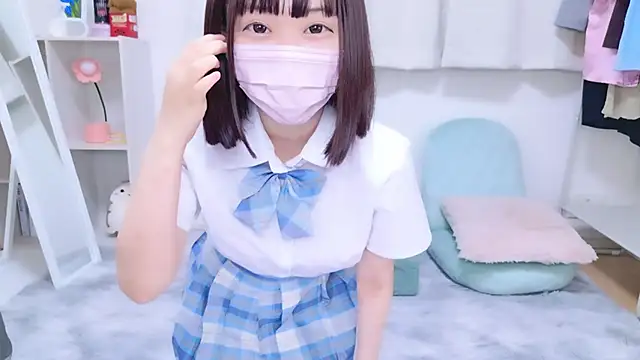 Snapshot of x-naru-x chatting on 03.14.25 x-naru-x online show from 03.14.25