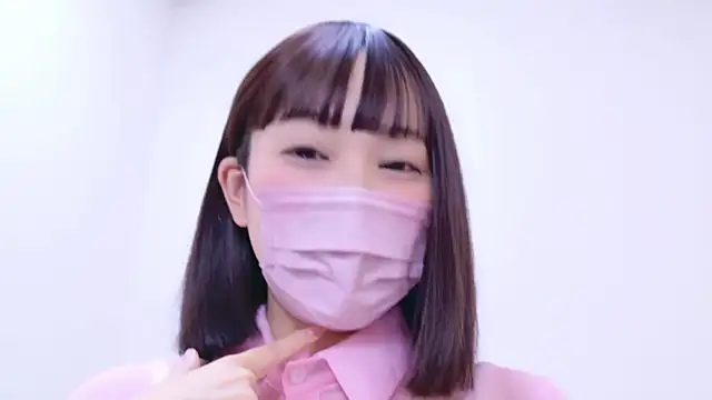 Snapshot of x-naru-x chatting on 03.15.25 x-naru-x online show from 03.15.25