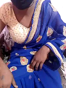 Snapshot of Monalisha_G chatting on 02.13.25 Monalisha G online show from 02.13.25