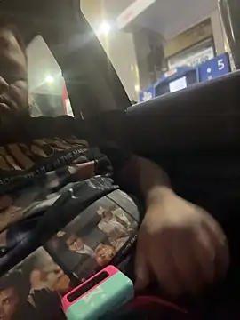 papijusto online show from 10.31.25