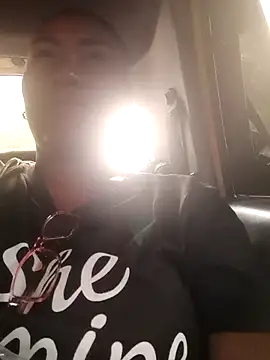 Snapshot of OliviaBurning chatting on 10.31.25 OliviaBurning online show from 10.31.25