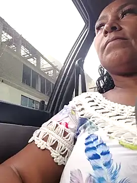 Snapshot of OliviaBurning chatting on 11.29.25 OliviaBurning online show from 11.29.25