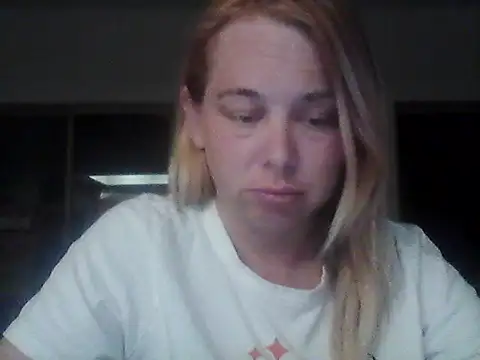 burrkitty online show from 10.06.25