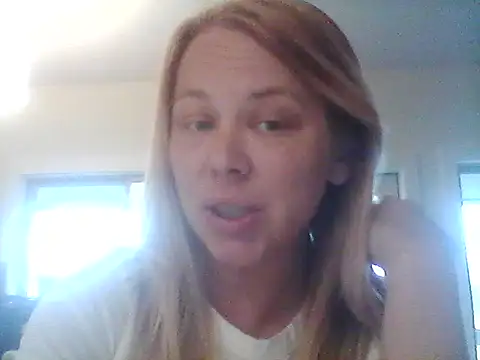 burrkitty online show from 10.10.25