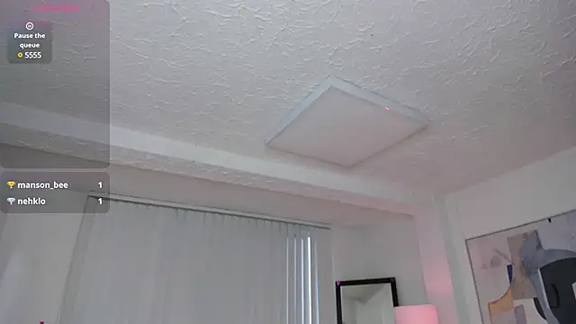 amelie jhons online show from 02.20.25