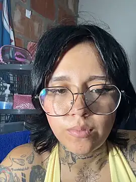 Snapshot of Miartesana chatting on 03.22.26 Miartesana online show from 03.22.26