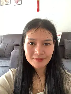 Snapshot of Zeni_fer chatting on 01.24.25 Zeni fer online show from 01.24.25