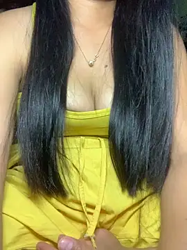 Snapshot of Zeni_fer chatting on 10.18.25 Zeni fer online show from 10.18.25