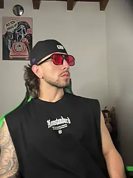 Valentino Xander online show from 02.01.26