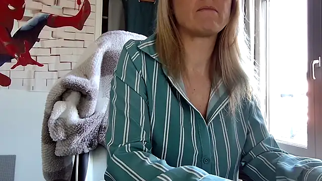 Snapshot of cassiehotsexy chatting on 10.17.25 cassiehotsexy online show from 10.17.25