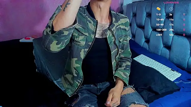 Piggy Eddy online show from 02.24.25