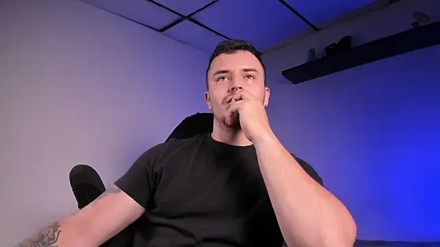 james connor2 online show from 04.13.26