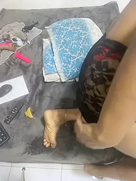 Snapshot of NethuQueen chatting on 02.22.25 NethuQueen online show from 02.22.25