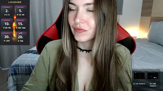 Snapshot of Naughty_Annn chatting on 06.10.26 Naughty Annn online show from 06.10.26